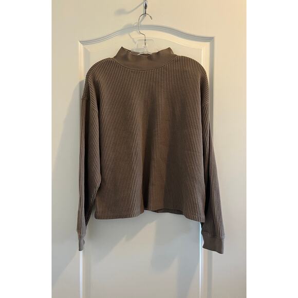 Gap Relaxed Waffle-Wedge Mockneck T-Shirt - Picture 3 of 7